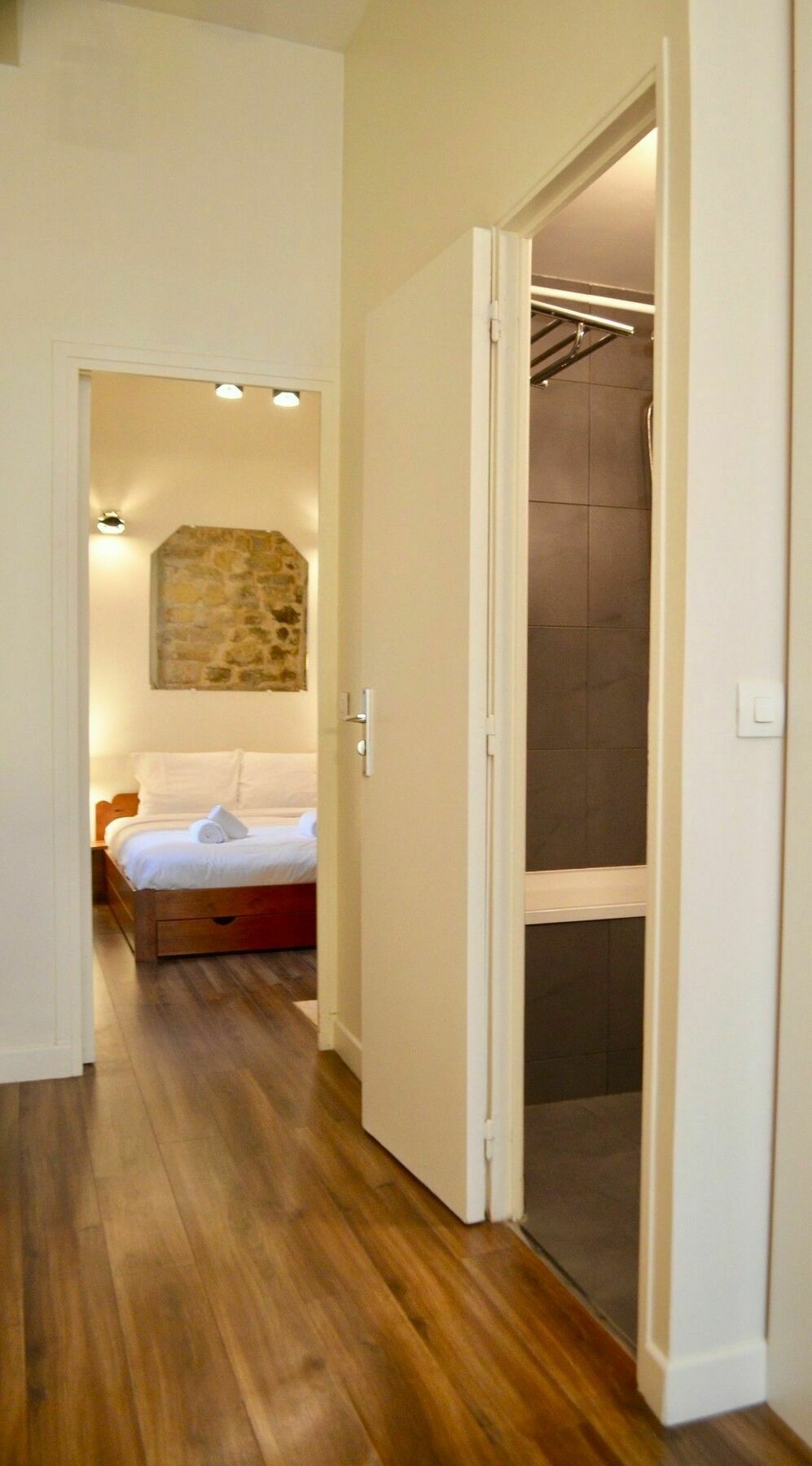 1 Bedroom Apartment In The Heart Of The Marais Area ปารีส ภายนอก รูปภาพ